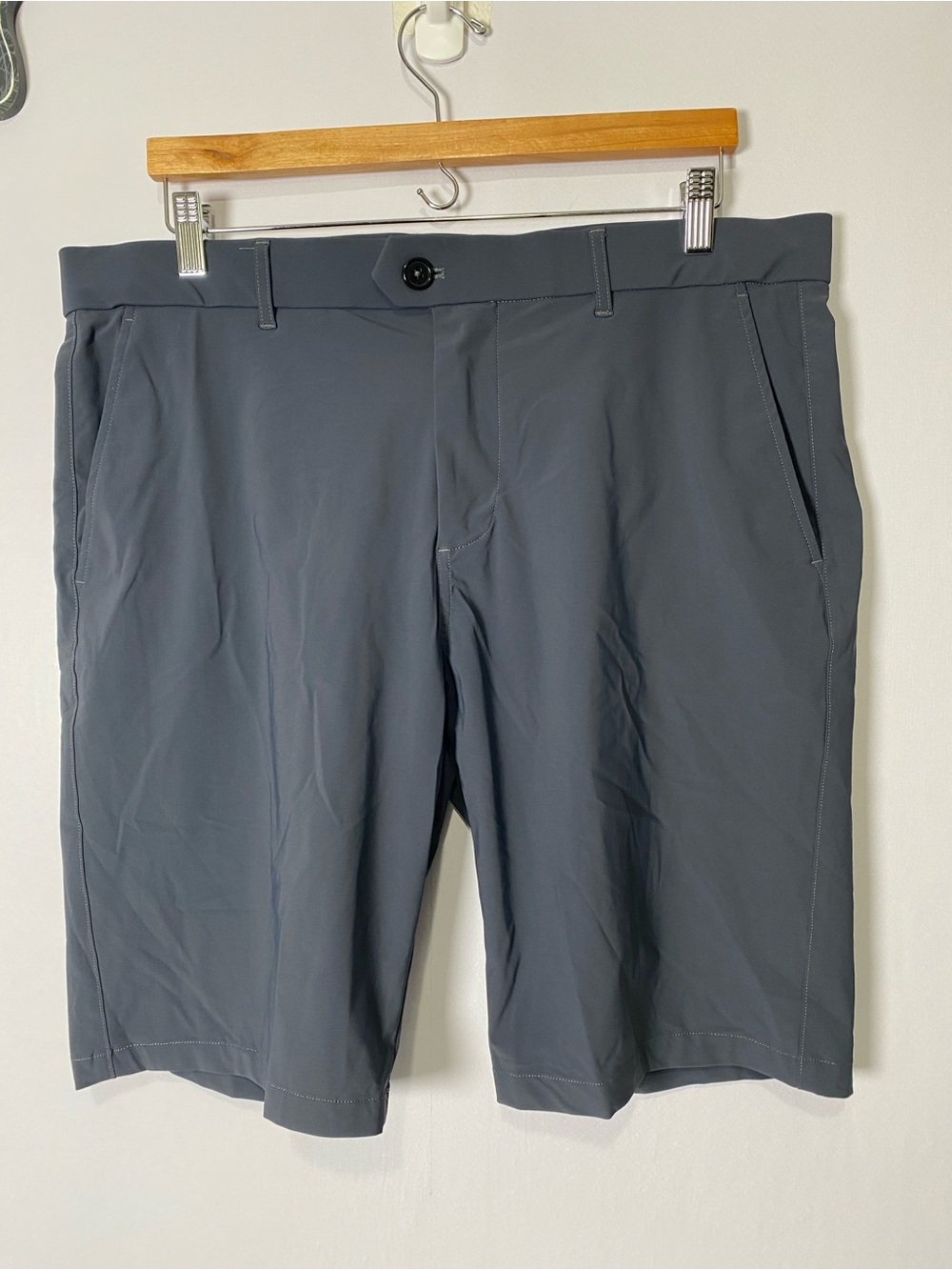 Greyson Men's Golf Short Gray Size 36 Performance Wear Casual Everyday Wear